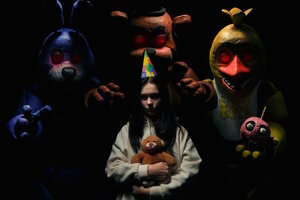Фотография перформанса Five Nights at Freddy's от компании Паника (Фото 1)