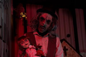 Фотография перформанса Аннабель: последнее выступление от компании Дом страха (Фото 2)