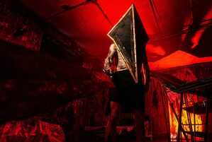 Фотография перформанса Сайлент Хилл: тьма наступает от компании Silent Hill (Фото 2)